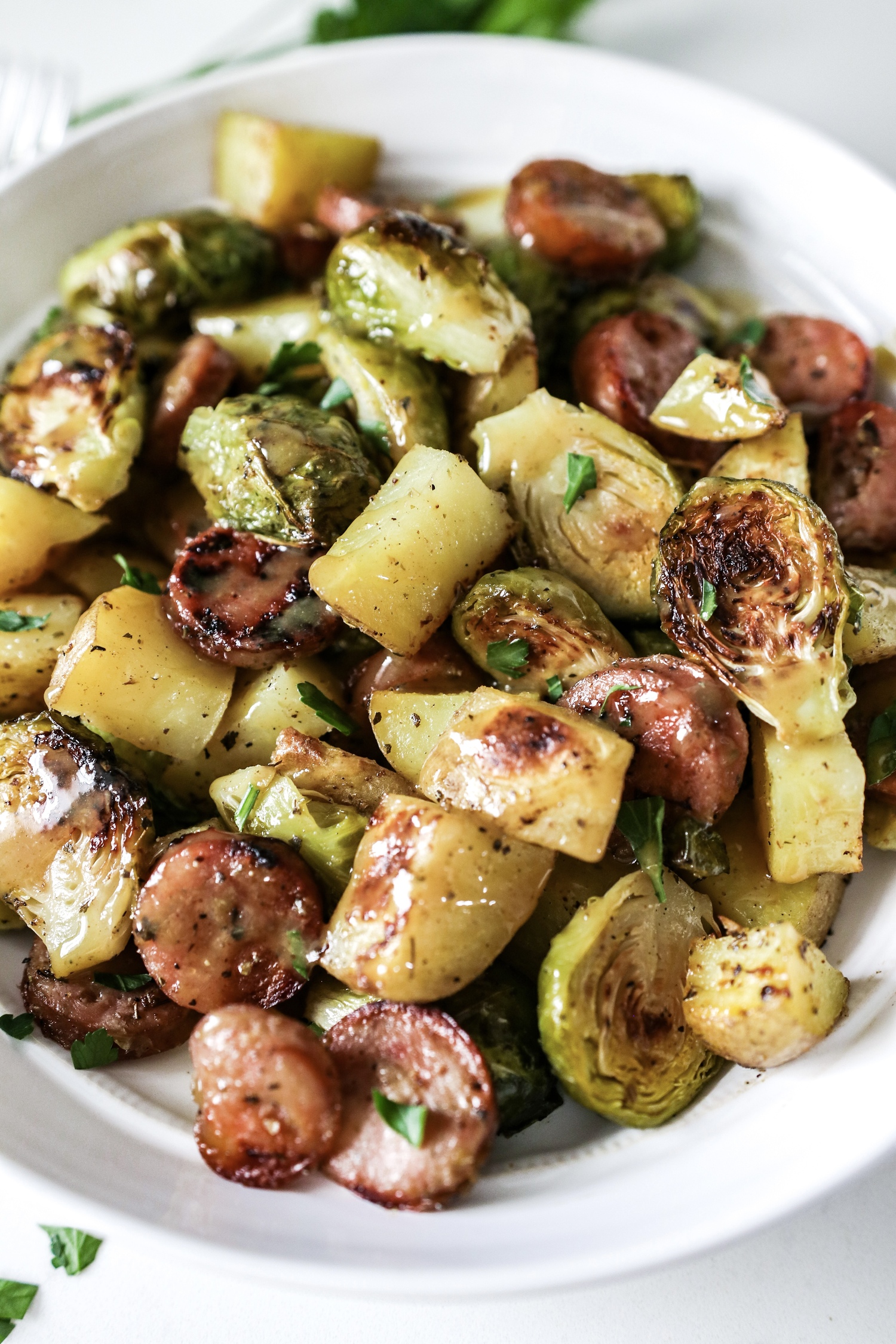 sausage, potatoes and brussels sprouts sheet pan recipe