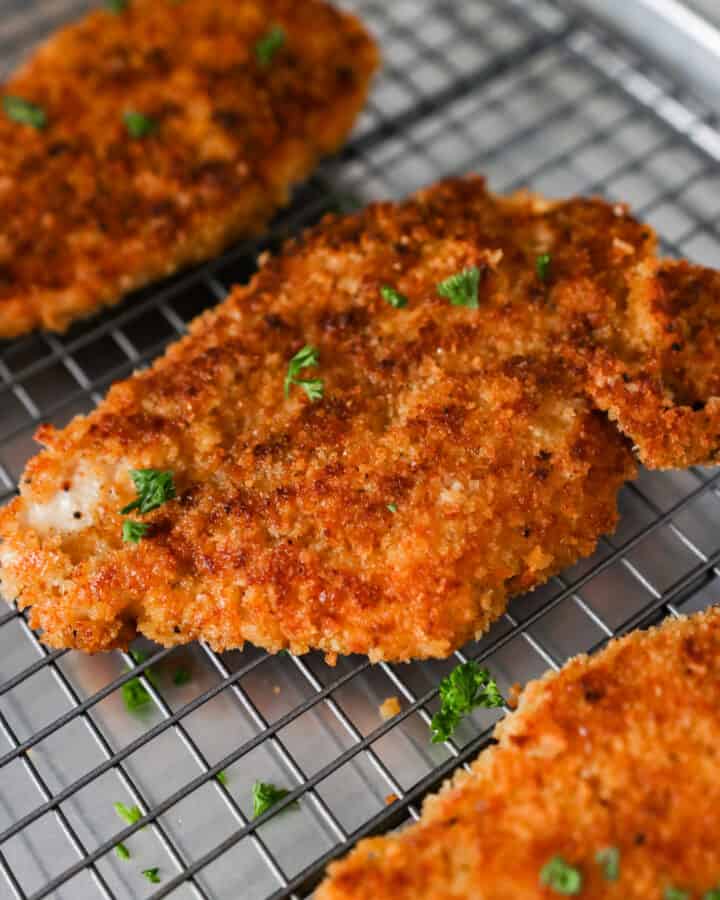 Close up view of panko crusted chicken breast